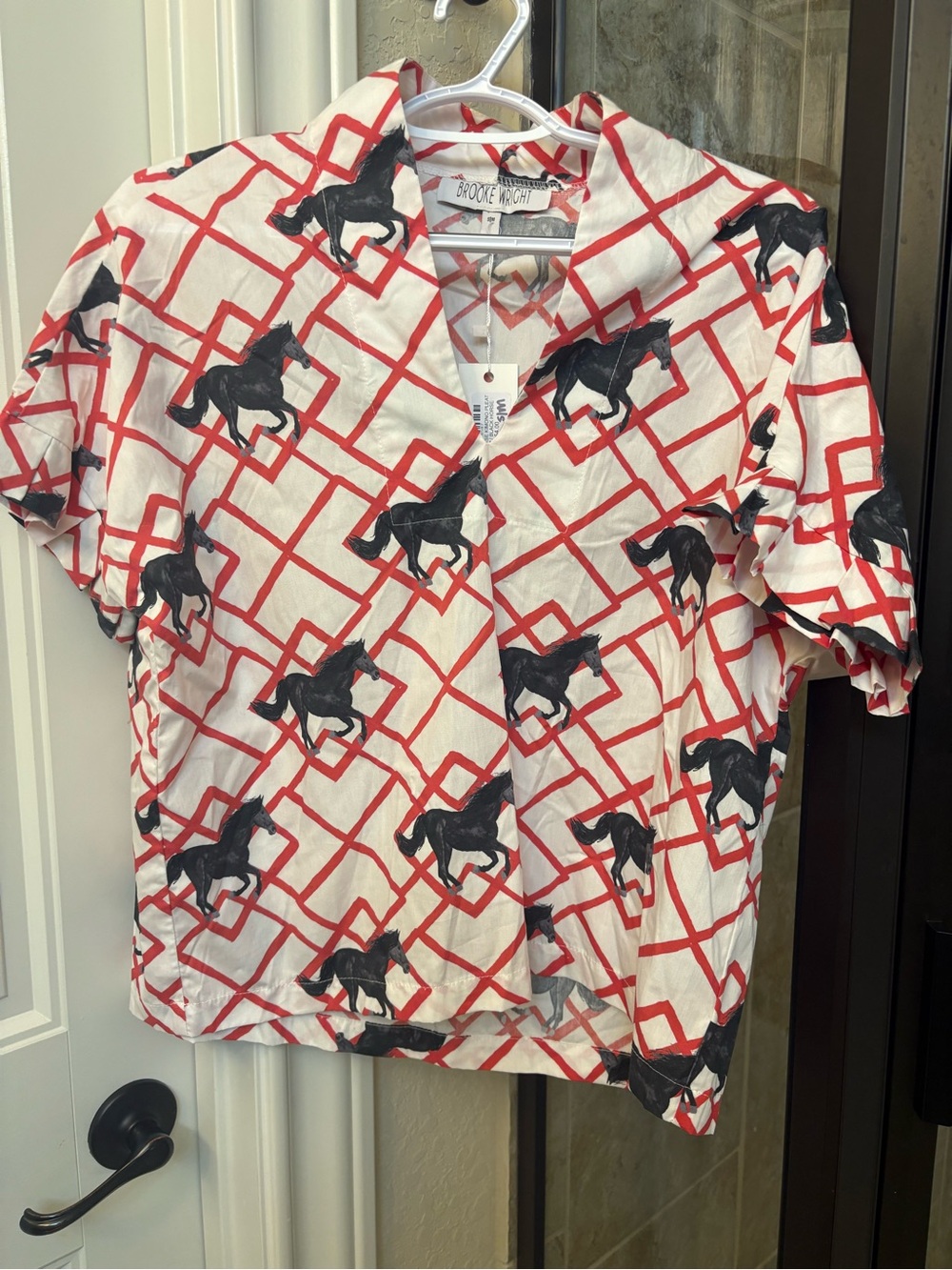 Brooke & Lou Red & White Horse Print Short Sleeve Blouse